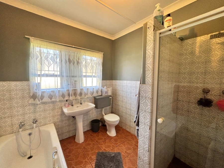 4 Bedroom Property for Sale in Meiringspark North West
